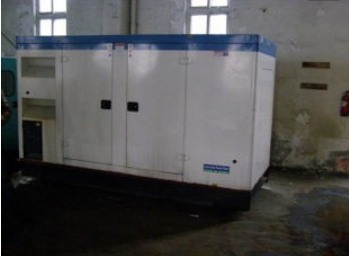 立山康明斯150kw大型柴油二手发电机组 立山康明斯150kw大型柴油二手发电机组